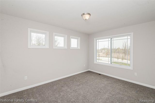 37 Valley Creek Drive, Goodrich, MI 48438