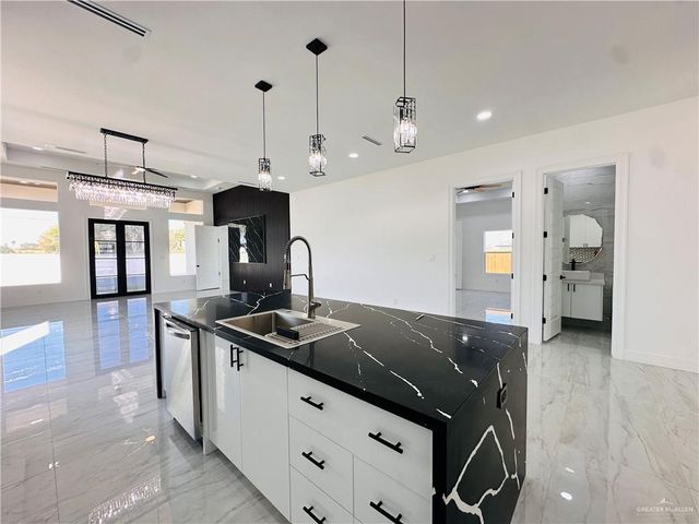 3816 Zimmerius, Mcallen, TX 78504