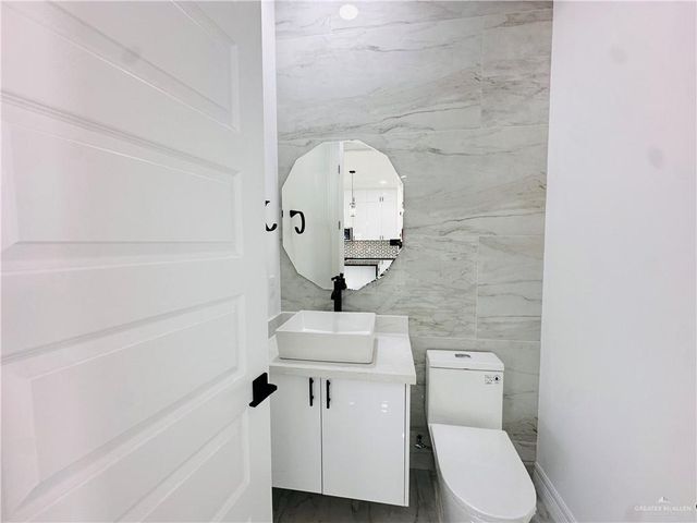 3816 Zimmerius, Mcallen, TX 78504