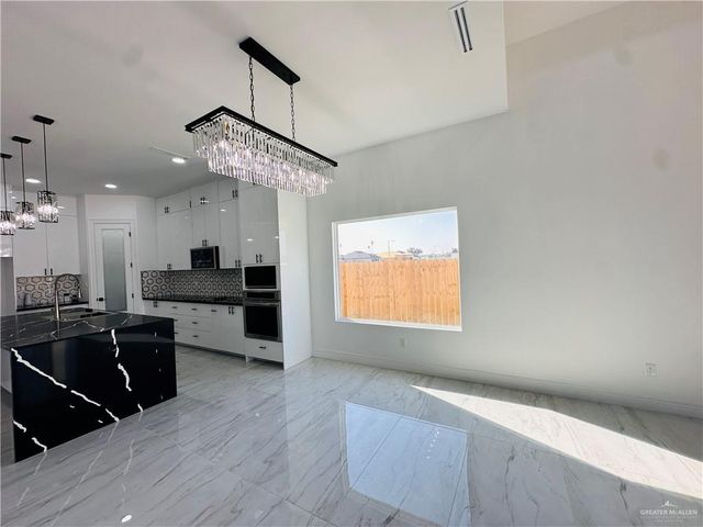 3816 Zimmerius, Mcallen, TX 78504