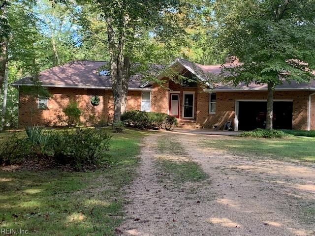 8038 Boxwood LN, Gloucester, VA 23061