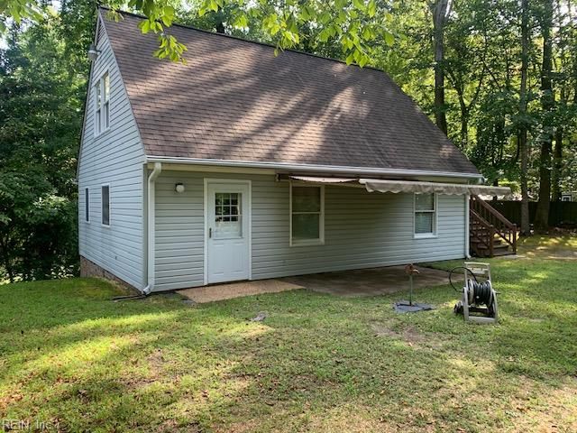 8038 Boxwood LN, Gloucester, VA 23061