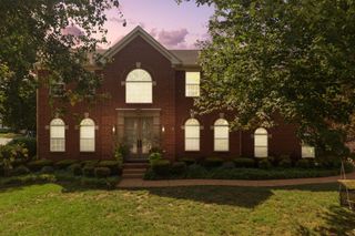 101 Rob Roy Ct, Franklin, TN 37064