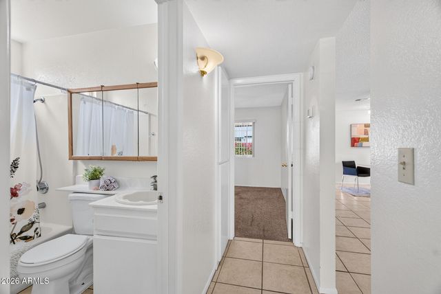 8812 W MEADOW Drive, Peoria, AZ 85382
