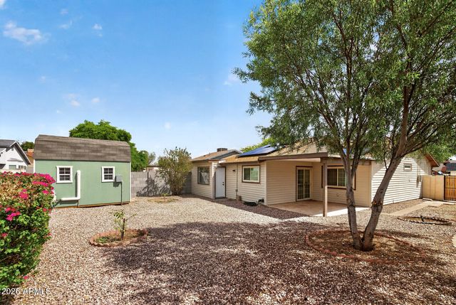 8812 W MEADOW Drive, Peoria, AZ 85382