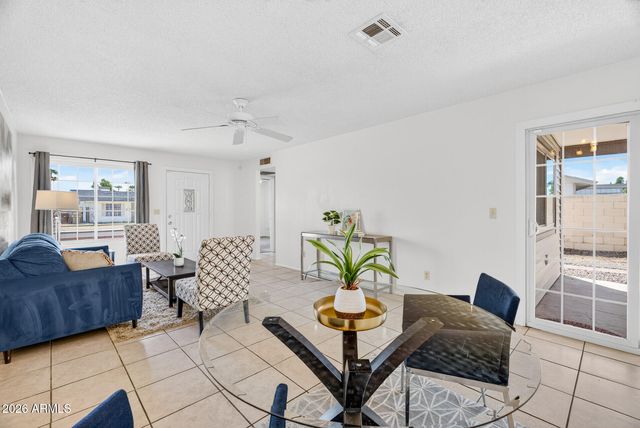 8812 W MEADOW Drive, Peoria, AZ 85382