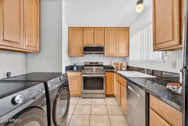 8812 W MEADOW Drive, Peoria, AZ 85382