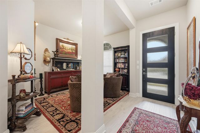 4729 Kings Garden Parkway, Arlington, TX 76005