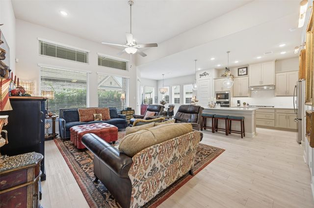 4729 Kings Garden Parkway, Arlington, TX 76005