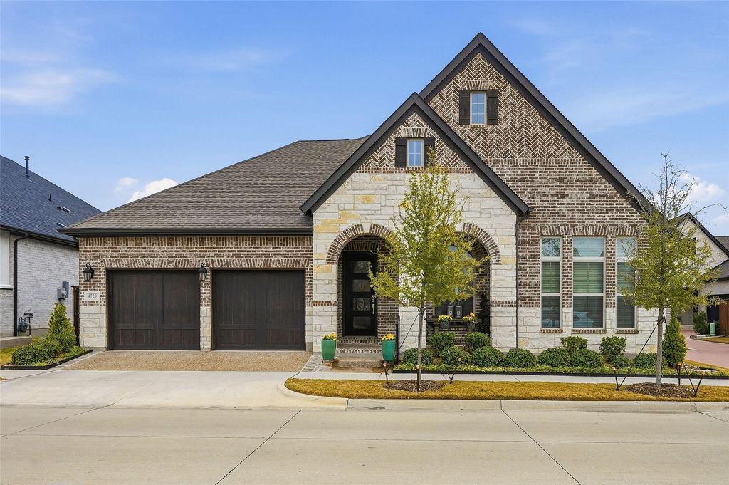 4729 Kings Garden Parkway, Arlington, TX 76005