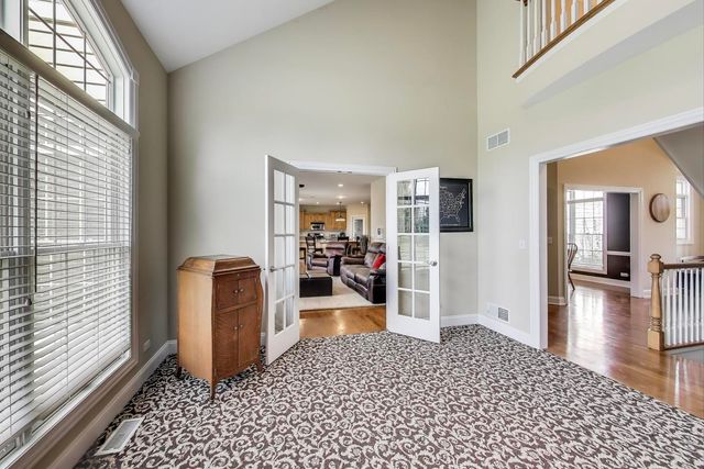 24744 N Golden Oat Circle, Cary, IL 60013