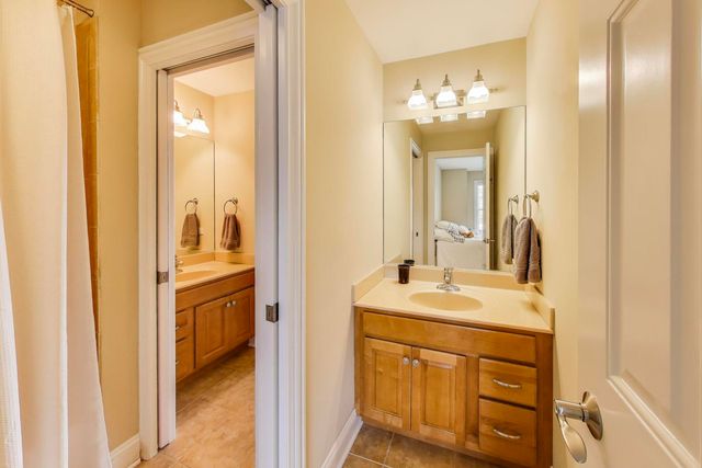 24744 N Golden Oat Circle, Cary, IL 60013