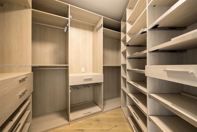 2127 Brickell Ave 1805, Miami, FL 33129