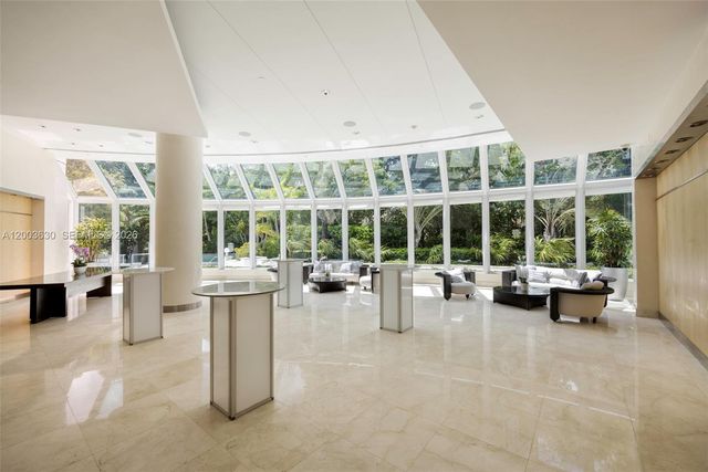 2127 Brickell Ave 1805, Miami, FL 33129