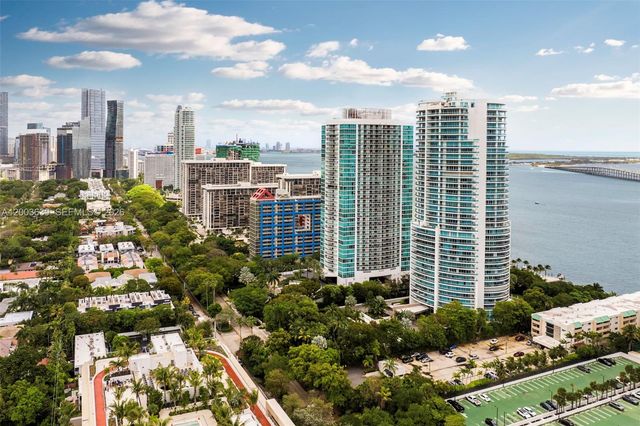 2127 Brickell Ave 1805, Miami, FL 33129