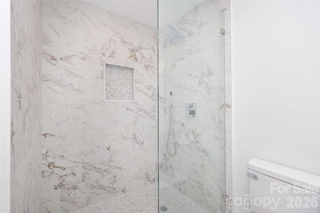 1720 Miles Court, Charlotte, NC 28216