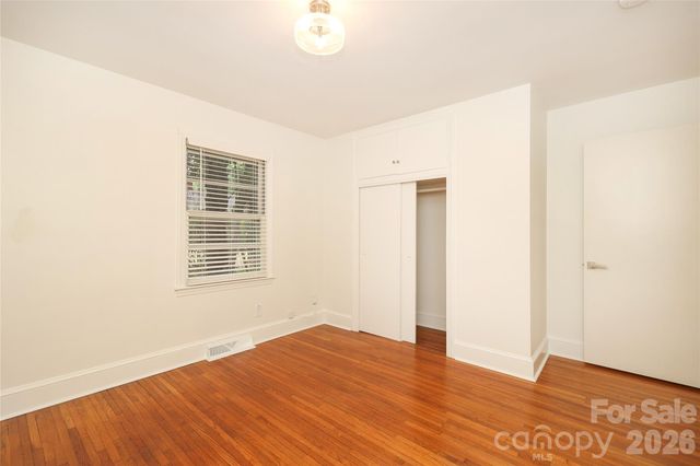 1720 Miles Court, Charlotte, NC 28216