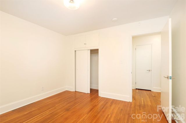 1720 Miles Court, Charlotte, NC 28216