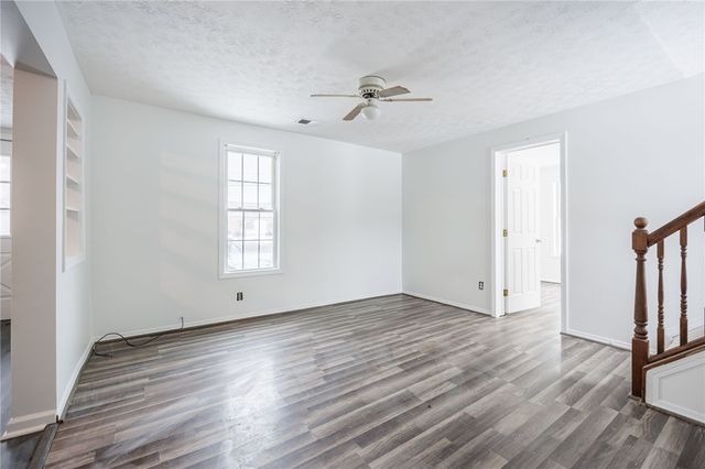 171 Island Cottage Road, Greece, NY 14612