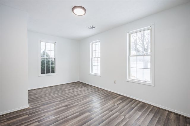 171 Island Cottage Road, Greece, NY 14612