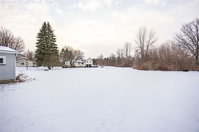 171 Island Cottage Road, Greece, NY 14612