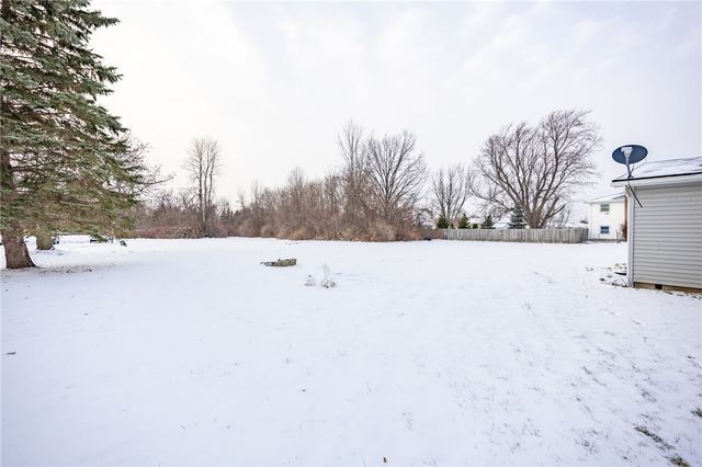 171 Island Cottage Road, Greece, NY 14612