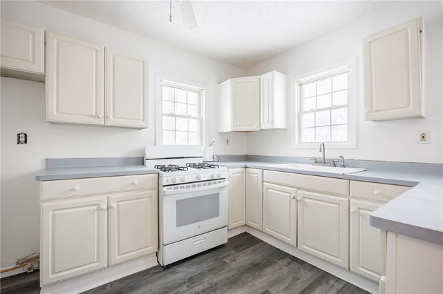 171 Island Cottage Road, Greece, NY 14612