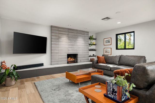 6511 E MONTEROSA Street, Scottsdale, AZ 85251