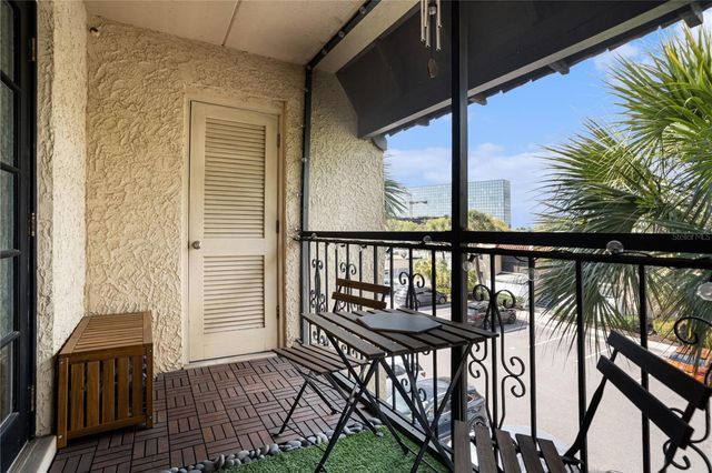 5306 SANTA ROSA COURT 341, Tampa, FL 33609