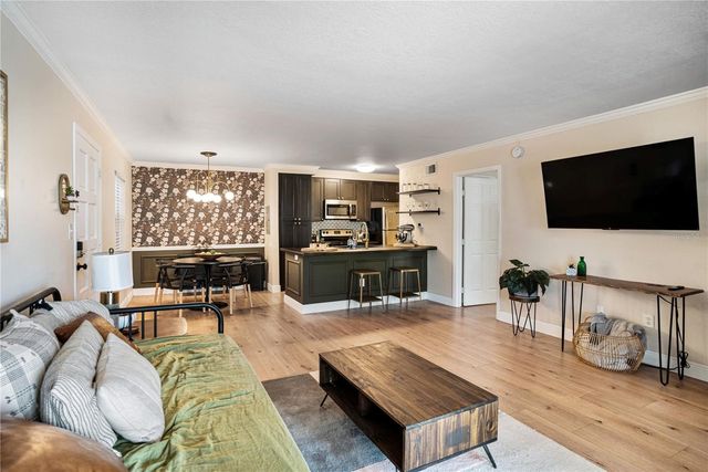 5306 SANTA ROSA COURT 341, Tampa, FL 33609