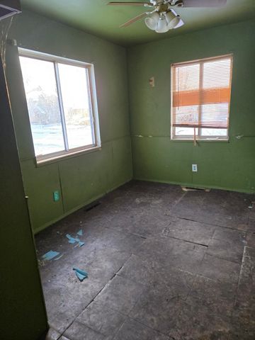 3022 Seneca Street, Flint, MI 48504