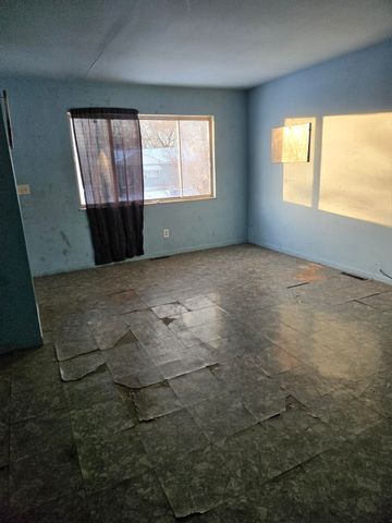 3022 Seneca Street, Flint, MI 48504