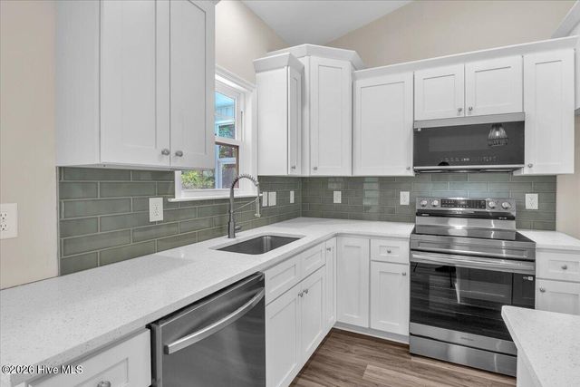 107 Gold Coast Drive, Hampstead, NC 28443