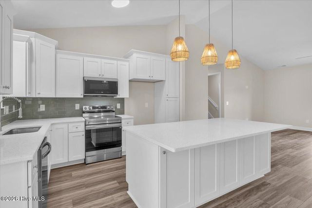107 Gold Coast Drive, Hampstead, NC 28443