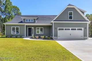 107 Gold Coast Drive, Hampstead, NC 28443