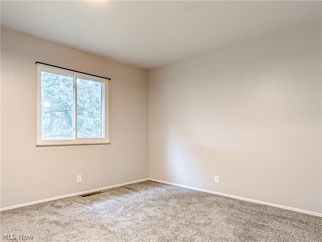 8636 Camelot Avenue NW, Canal Fulton, OH 44614