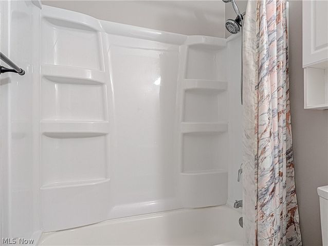 8636 Camelot Avenue NW, Canal Fulton, OH 44614