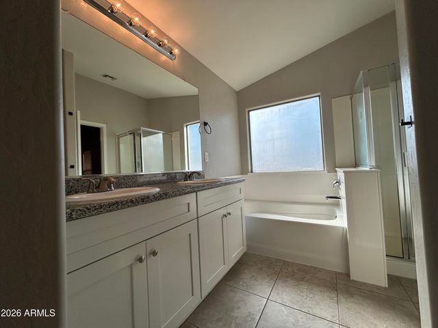 35407 N SHORTHORN Trail, San Tan Valley, AZ 85143