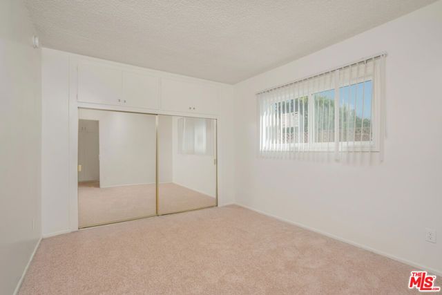 7000 Etiwanda Avenue, Reseda (los Angeles), CA 91335