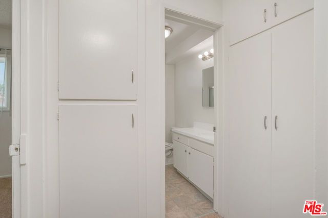 7000 Etiwanda Avenue, Reseda (los Angeles), CA 91335