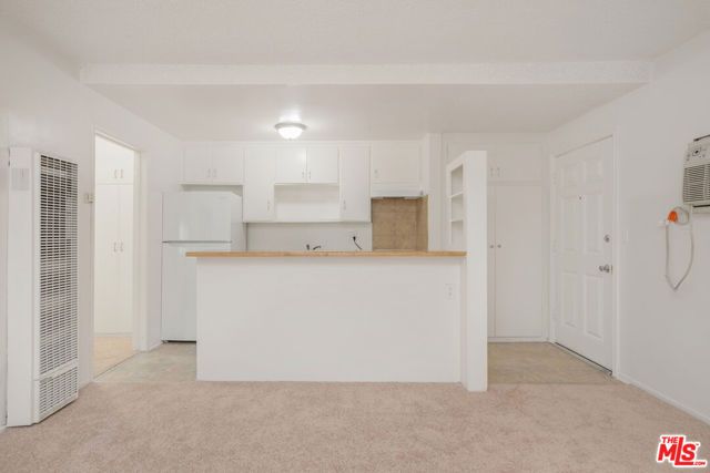 7000 Etiwanda Avenue, Reseda (los Angeles), CA 91335