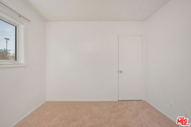 7000 Etiwanda Avenue, Reseda (los Angeles), CA 91335