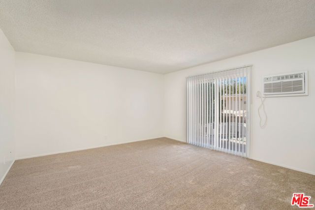 7000 Etiwanda Avenue, Reseda (los Angeles), CA 91335