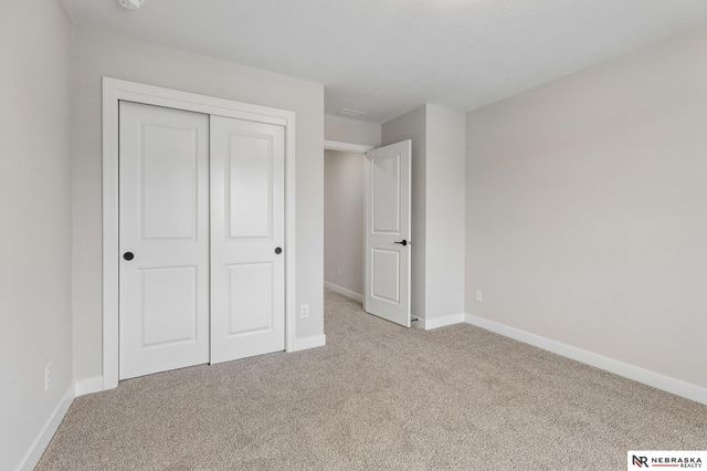 11260 Portage Drive, Papillion, NE 68046