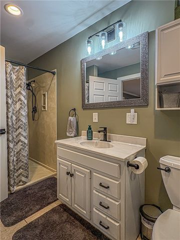 8 Westwood Drive, Harrison, AR 72601