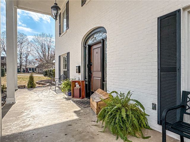 8 Westwood Drive, Harrison, AR 72601