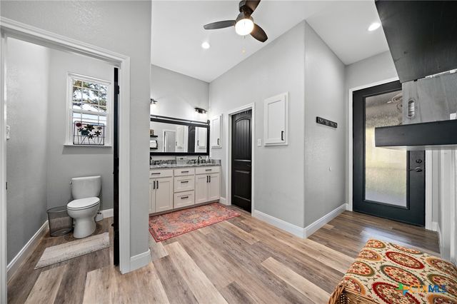 523 River Park Road, Mcgregor, TX 76657