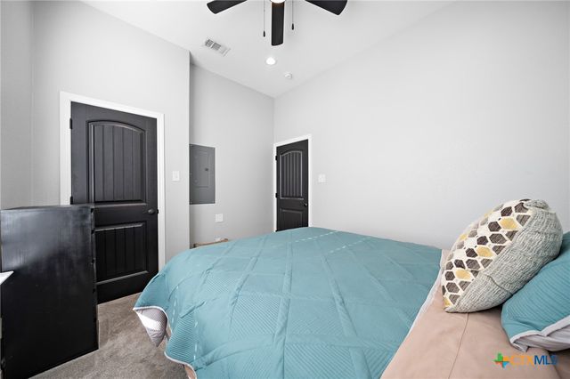 523 River Park Road, Mcgregor, TX 76657