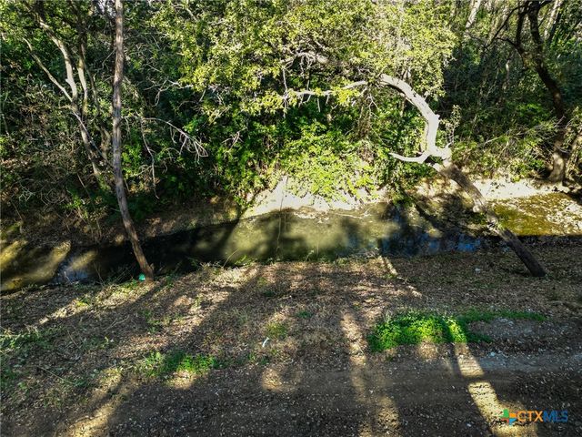 523 River Park Road, Mcgregor, TX 76657