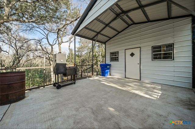 523 River Park Road, Mcgregor, TX 76657